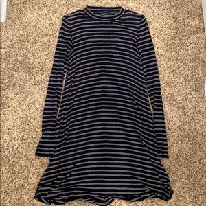 American Eagle Shift Dress W/Back Cutout Women’s S
